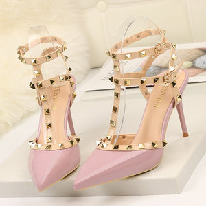 Sandales à talons  à Clou