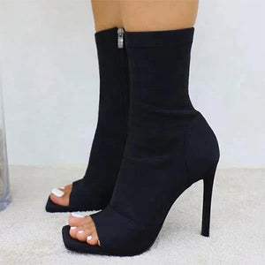 Talons Swip Nona