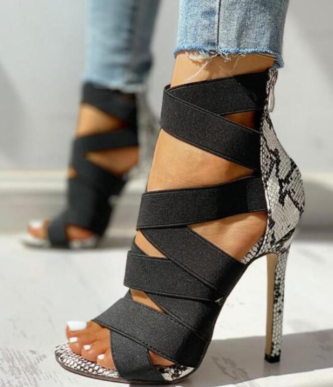 Sandales à talons Serp